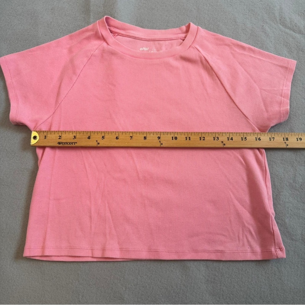Aerie Pink Crop Top with - Picture 3 of 8